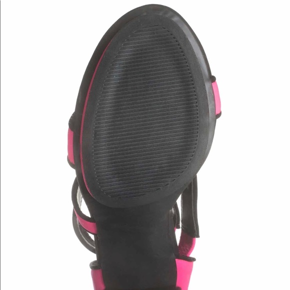 Neon pink block heeled sandals - Picture 4 of 5